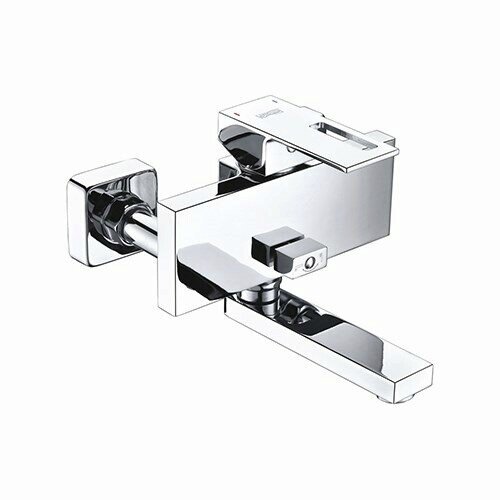 Alme 1501 Смеситель для ванны с коротким изливом