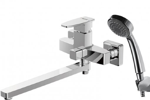 Смеситель для ванны c длинным изливом с аксессуарами Bravat Riffle Смеситель для ванны c длинным изливом с аксессуарами Bravat Riffle